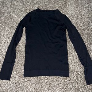 Lululemon long sleeve tight fitted shirt